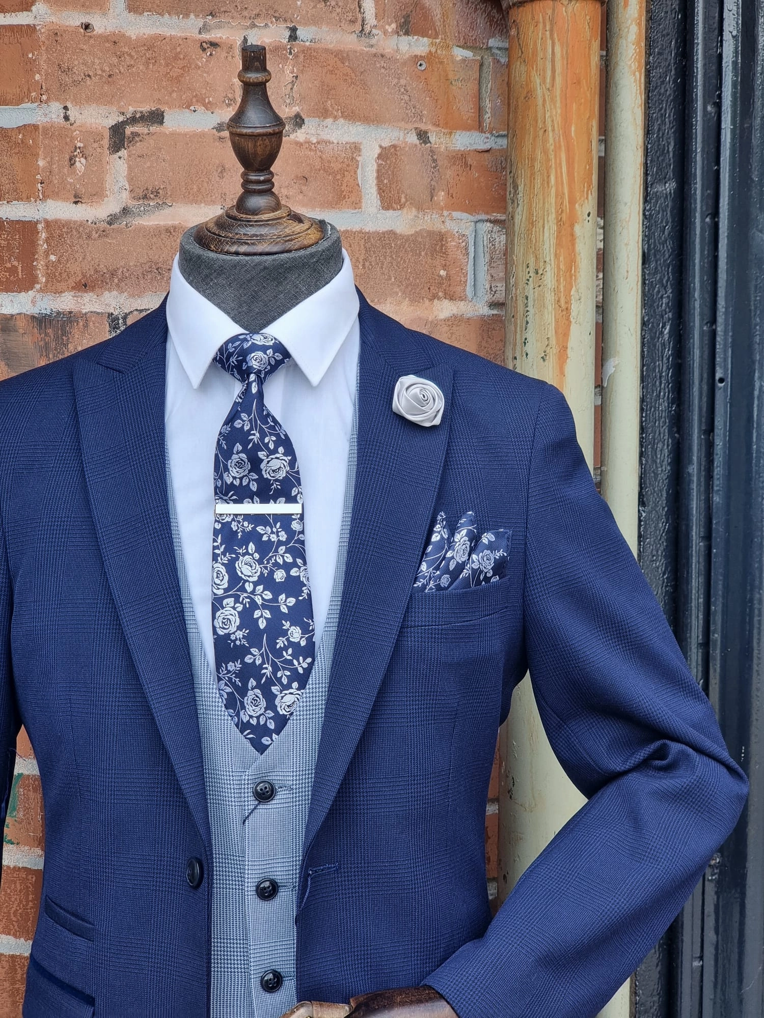 BROMLEY - NAVY 3PC WITH SKY BROMLEY Waistcoat