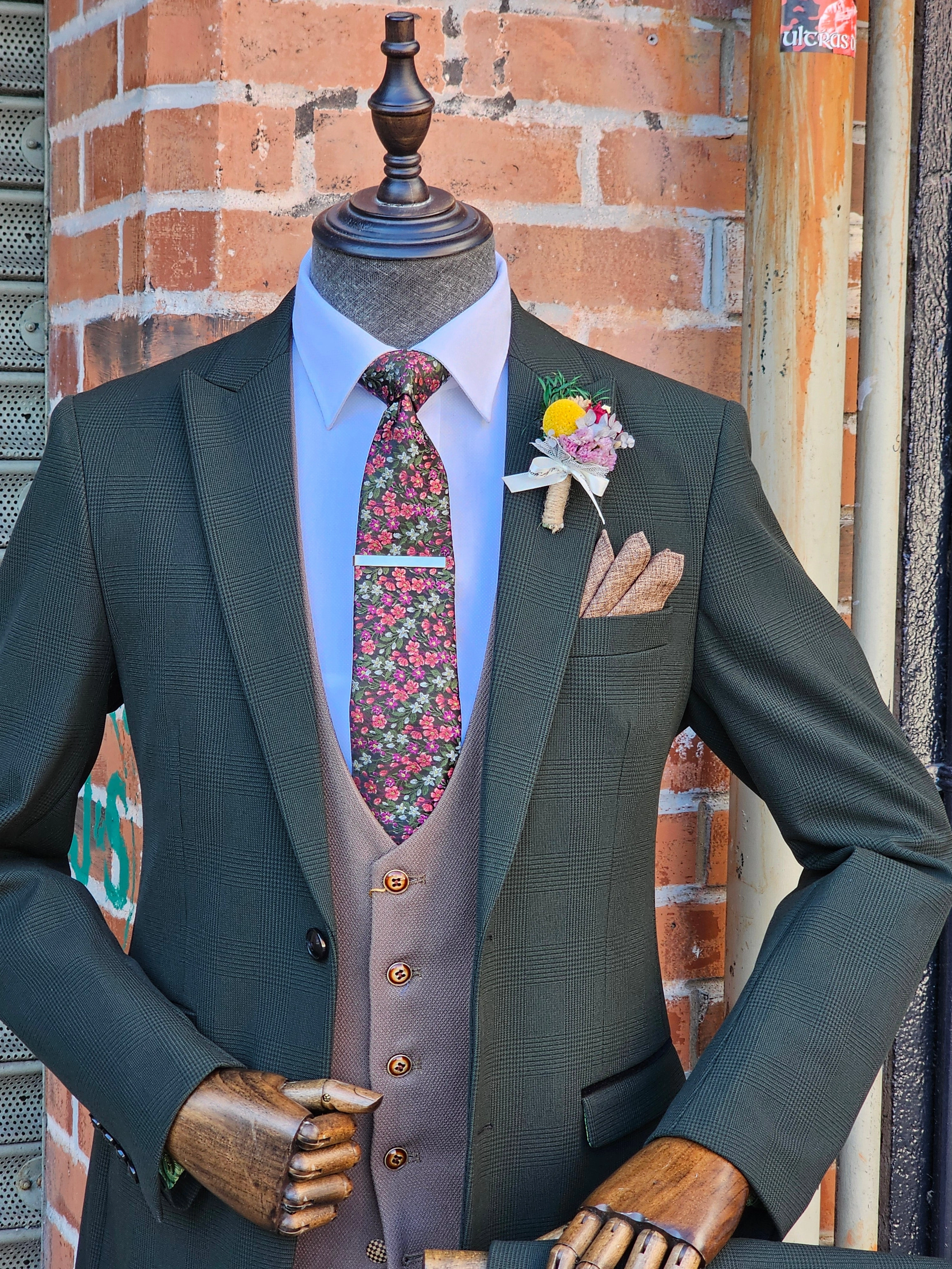 BROMLEY - OLIVE Suit with HM5 Tan Waistcoat